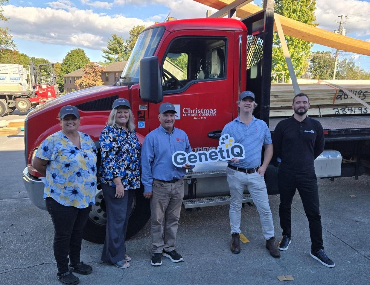 christmas lumbver staff